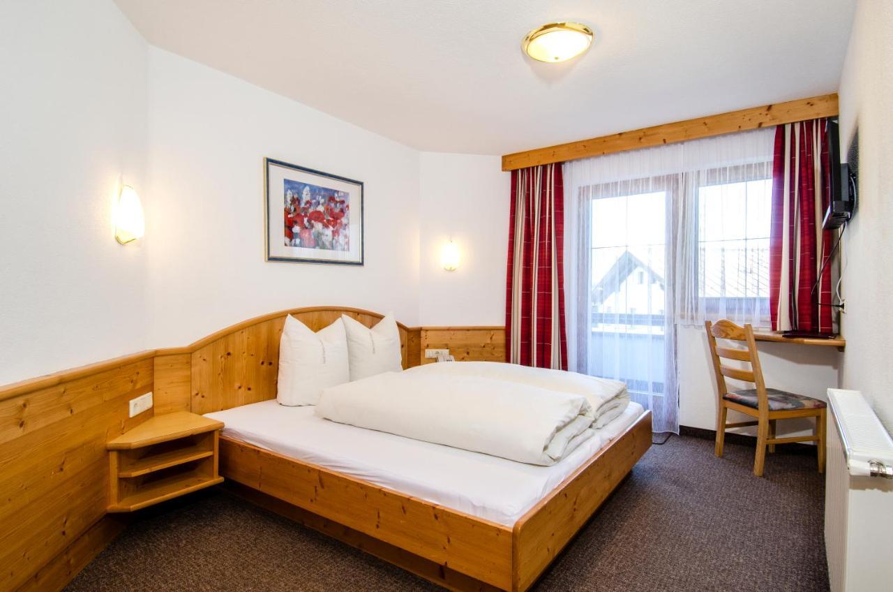 Hotel Garni Golfais Ischgl Exterior photo